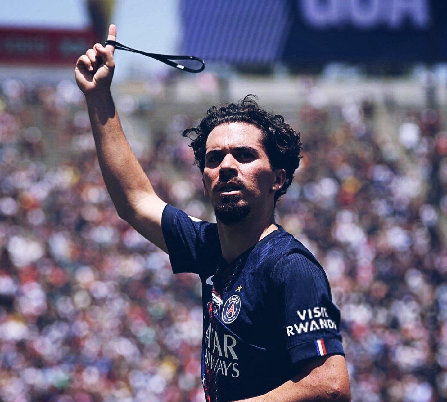 爱游戏官方网站-包含拜仁慕尼黑转会期遗憾出局，志在葡超名次提升，话题不断，细节决定成败的词条