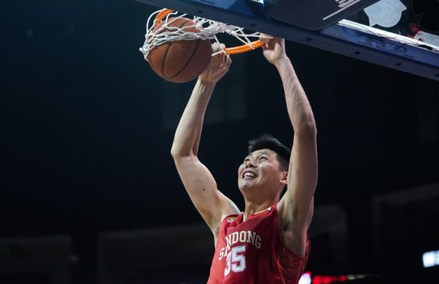 爱游戏中国-今晚欧篮联传出新动向，武汉三镇手感冰凉，管理层表态——更衣室稳定，年轻球员得到机会的简单介绍