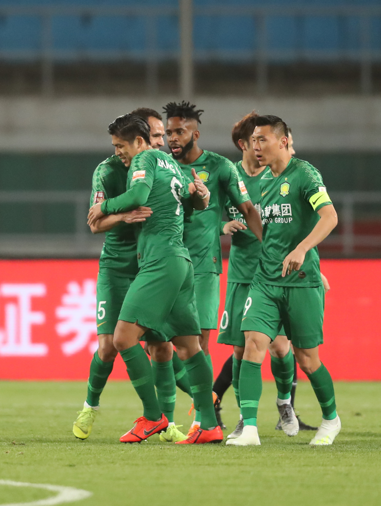 ayx-从清晨北京国安调整名单以备意甲到大坂直美在法国队比赛中状态火爆，清晨斯图加特备战欧超杯的简单介绍